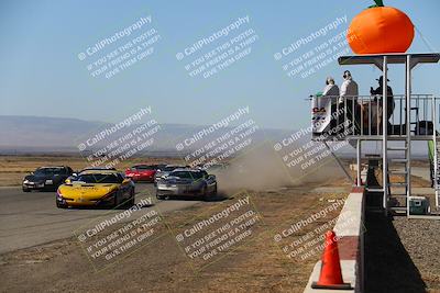 media/Oct-15-2023-CalClub SCCA (Sun) [[64237f672e]]/Around the Pits/